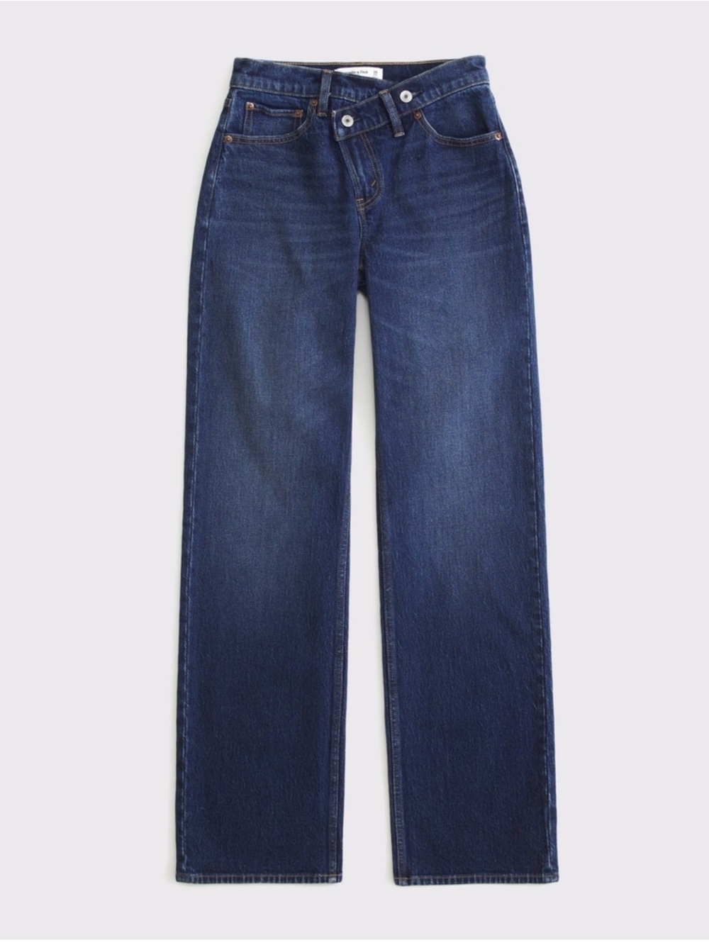 Abercrombie and Fitch Curve Love High Rise 90s
Relaxed Jean regular 28